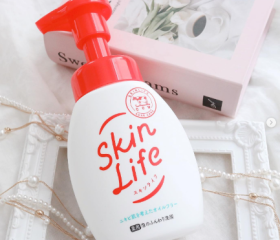 sua-rua-mat-tao-bot-skinlife-cow-facial-wash-pump-ngan-ngua-mun-chai-160ml