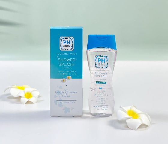 Dung dịch vệ sinh phụ nữ PH Care Nhật Bản
