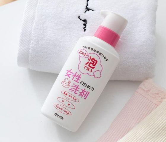 Nước giặt đồ lót Kose Nhật Bản