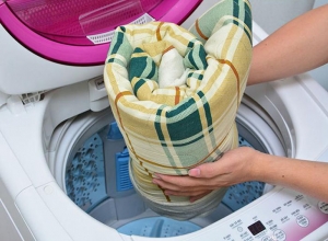 Một số điều cần lưu ý khi giặt chăn mềm bằng máy